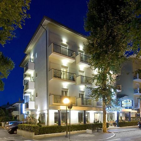 Hotel Adigrat リッチョーネ エクステリア 写真