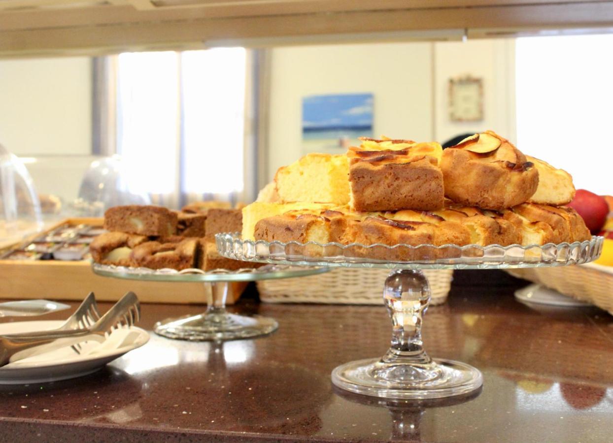 Hotel Adigrat リッチョーネ エクステリア 写真