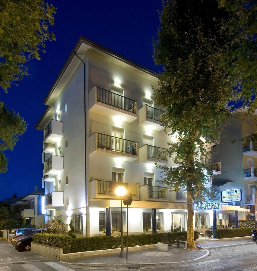 Hotel Adigrat リッチョーネ エクステリア 写真