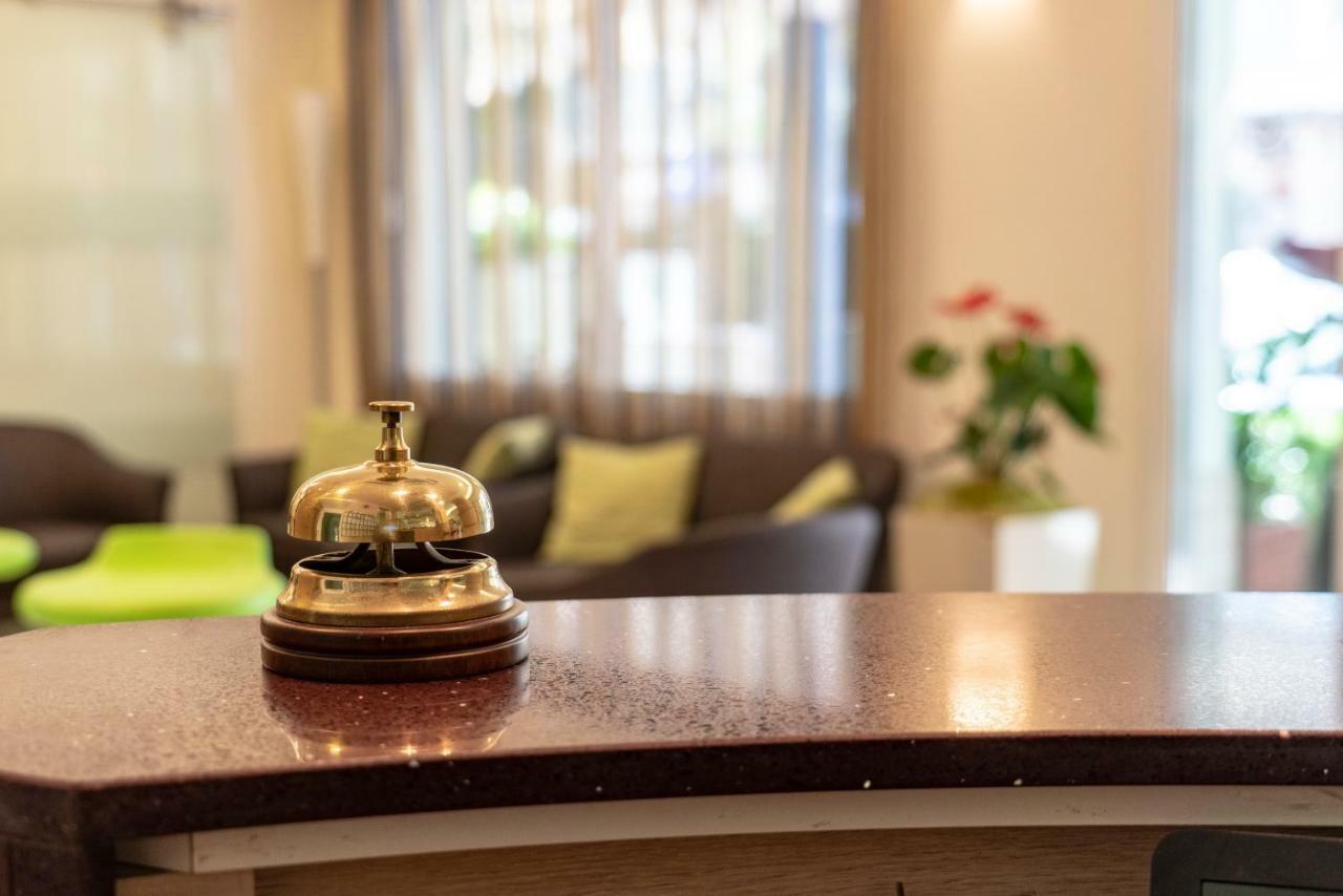 Hotel Adigrat リッチョーネ エクステリア 写真